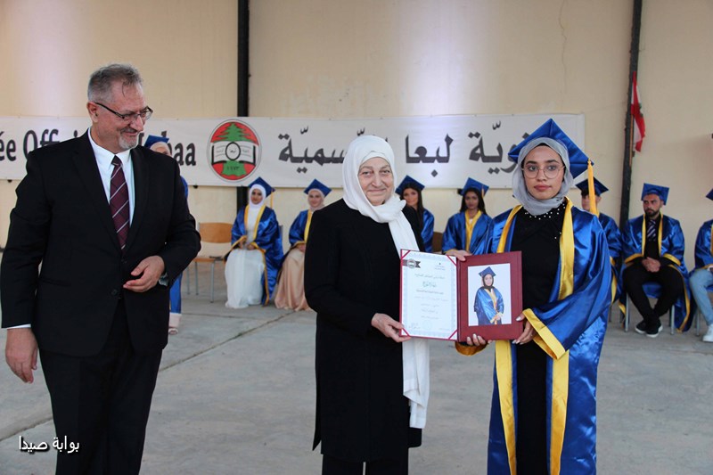 حفل تخريج طلاب ثانوية لبعا الرسمية (خبر + 19 صورة)